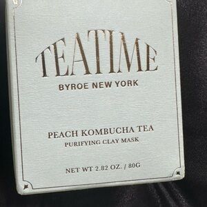 ROE Peach Kombucha Tea Clay Mask - White